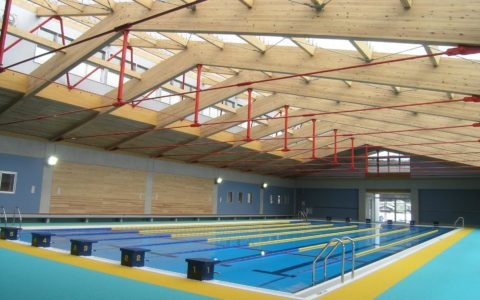湖南小学校プール