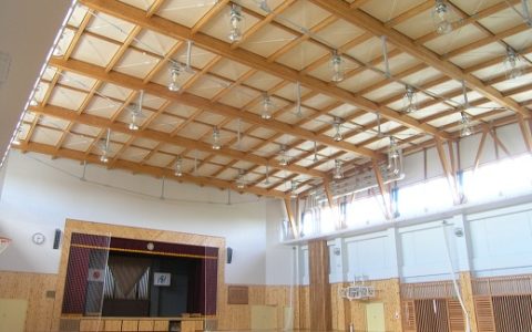 東和小学校体育館
