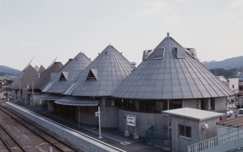 塙町ｺﾐｭﾆﾃｨﾌﾟﾗｻﾞ・図書館