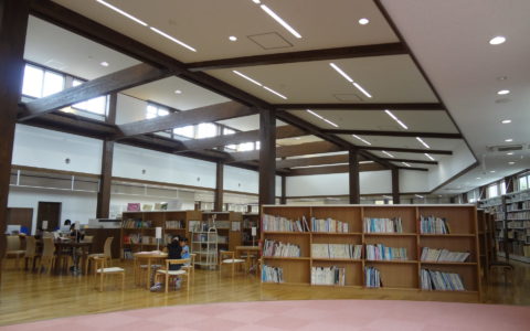棚倉町立図書館
