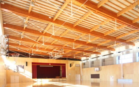 福島市立西信中学校屋内運動場